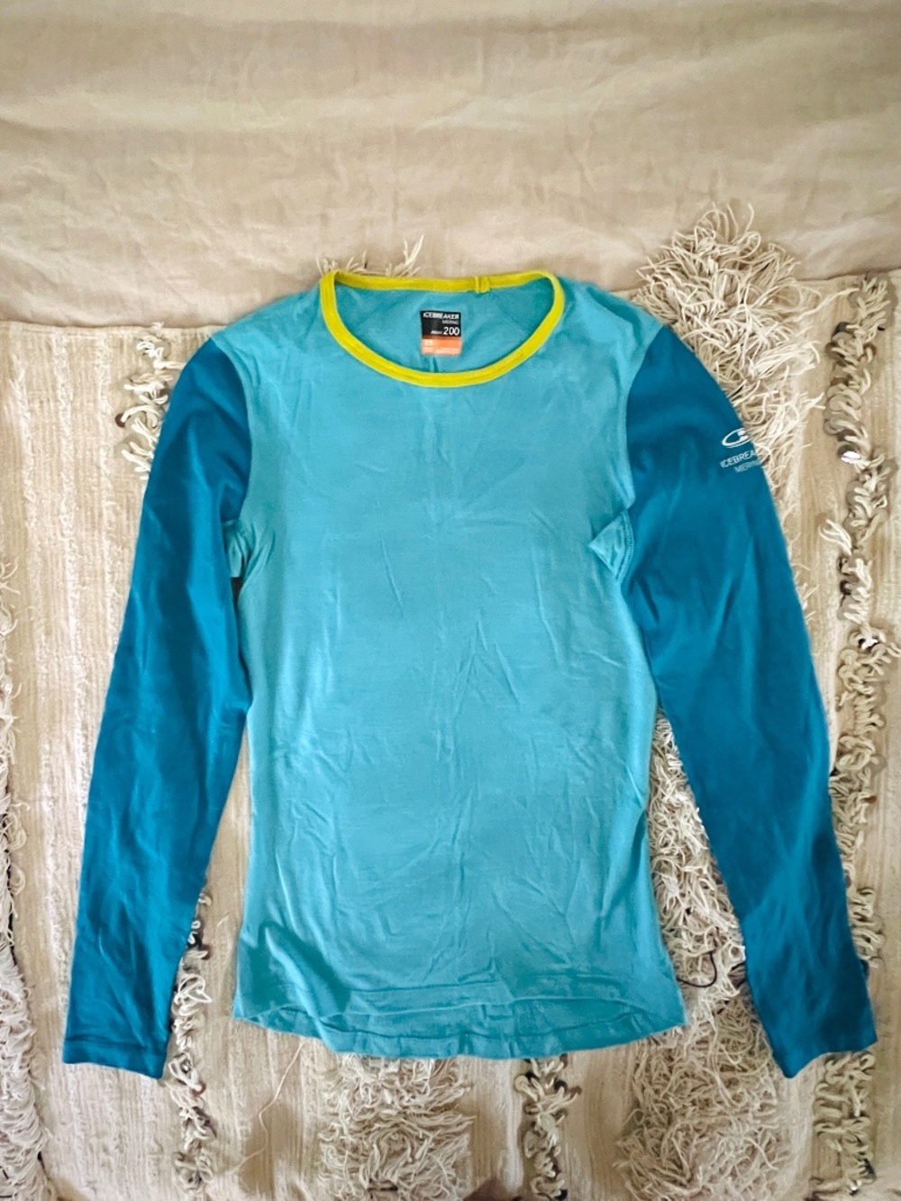 Icebreaker Bodyfit 200 XS Women’s Merino Wool Long Sleeve Shirt